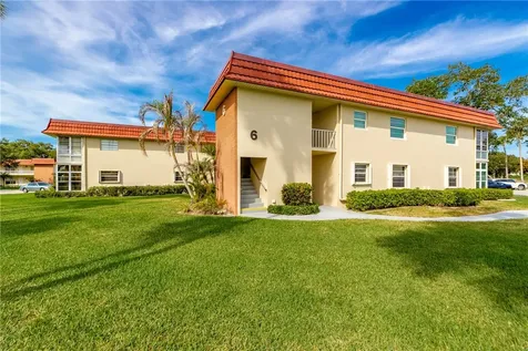 6 Vista Palm Lane Vero Beach FL 32962