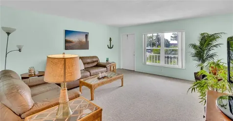 6 Vista Palm Lane Vero Beach FL 32962