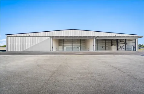 2590 Airport North Drive Vero Beach FL 32960