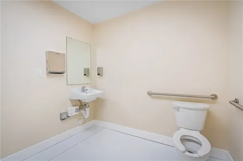 2590 Airport North Drive Vero Beach FL 32960