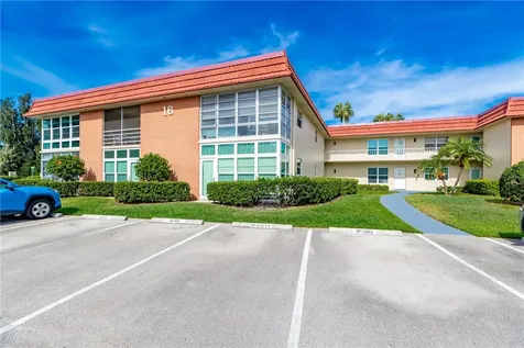 16 Vista Palm Lane Vero Beach FL 32962