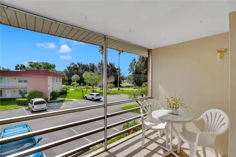 16 Vista Palm Lane Vero Beach FL 32962