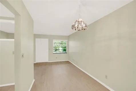 16 Vista Palm Lane Vero Beach FL 32962