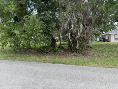 949 Riviera Avenue Sebastian FL 32958