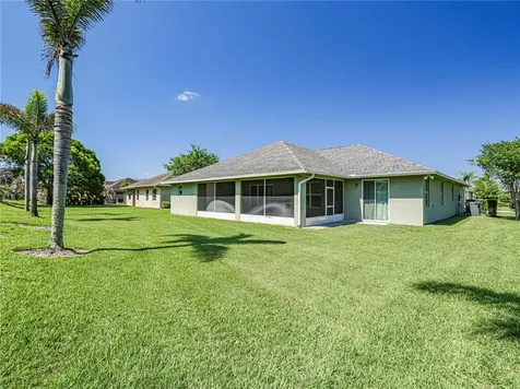 922 Yearling Trail Sebastian FL 32958