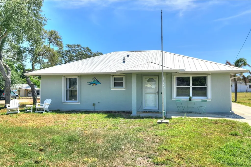 9363 Victoria Drive Micco FL 32976