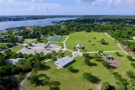 9363 Victoria Drive Micco FL 32976