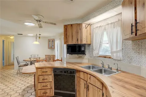 600 Puffin Drive Barefoot Bay FL 32976