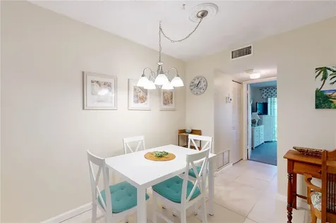 2800 Indian River Boulevard Vero Beach FL 32960