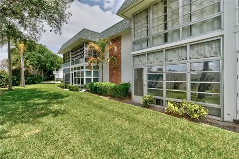 2800 Indian River Boulevard Vero Beach FL 32960