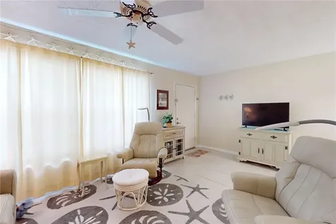 2800 Indian River Boulevard Vero Beach FL 32960