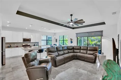 1637 Willows Square Vero Beach FL 32966