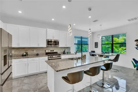 1637 Willows Square Vero Beach FL 32966