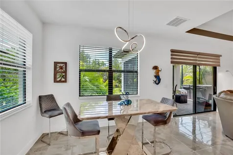 1637 Willows Square Vero Beach FL 32966