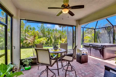 1637 Willows Square Vero Beach FL 32966
