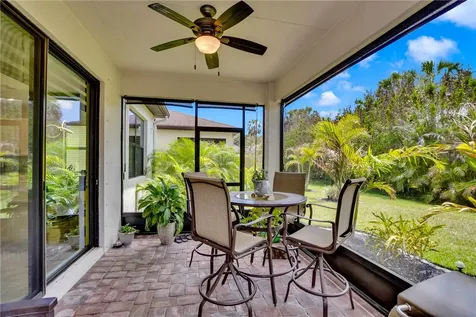 1637 Willows Square Vero Beach FL 32966