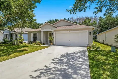 1013 E 13th Square Vero Beach FL 32960