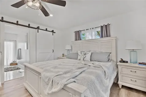 301 20th Avenue SW Vero Beach FL 32962