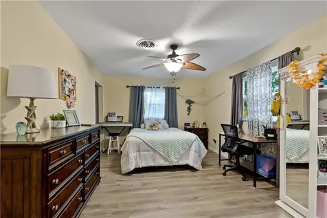 301 20th Avenue SW Vero Beach FL 32962