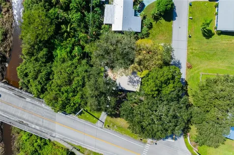 301 20th Avenue SW Vero Beach FL 32962