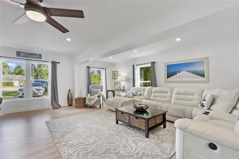 301 20th Avenue SW Vero Beach FL 32962