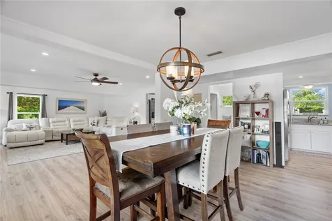 301 20th Avenue SW Vero Beach FL 32962