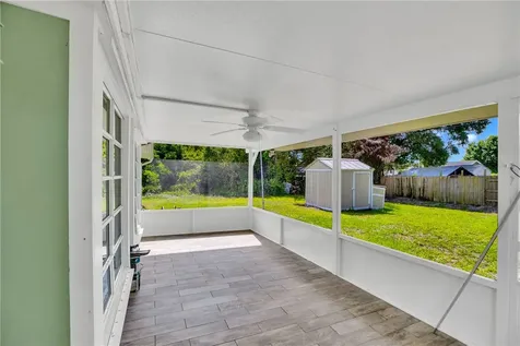 3245 2nd Place Vero Beach FL 32968