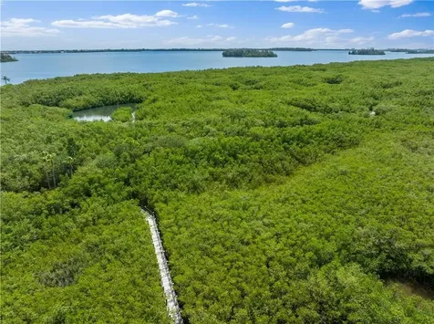 740 Lake Orchid Circle Vero Beach FL 32962