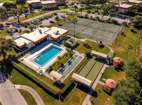 105 Spring Lake Court Vero Beach FL 32962