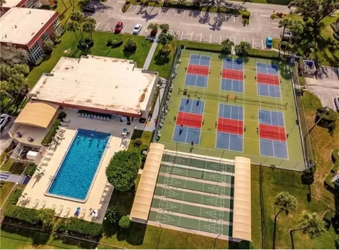 105 Spring Lake Court Vero Beach FL 32962