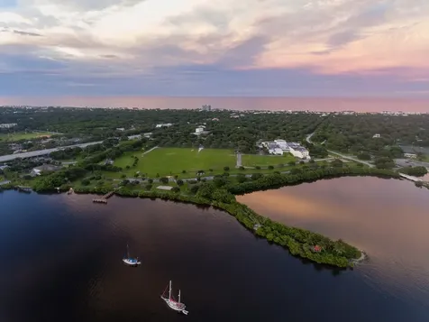 2646 Cardinal Drive Vero Beach FL 32963