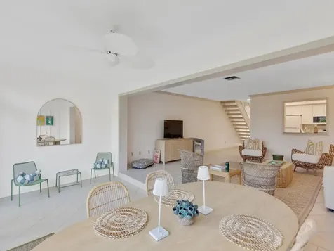 300 Harbour Drive Vero Beach FL 32963