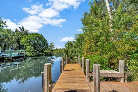 140 Waterway Lane Vero Beach FL 32963