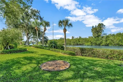 140 Waterway Lane Vero Beach FL 32963
