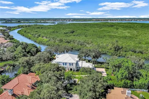 140 Waterway Lane Vero Beach FL 32963