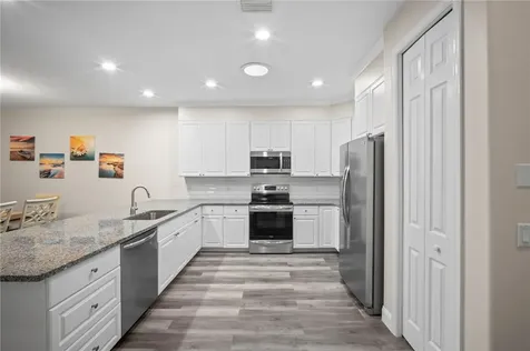 406 Pineapple Square SW Vero Beach FL 32962