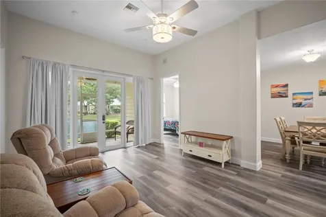 406 Pineapple Square SW Vero Beach FL 32962
