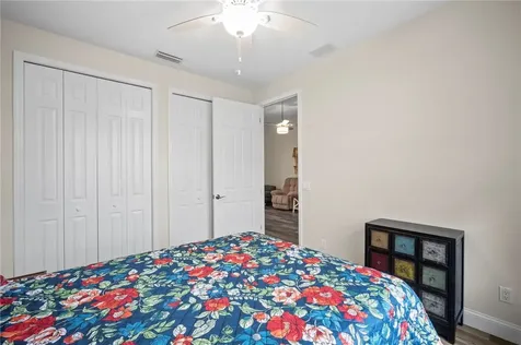 406 Pineapple Square SW Vero Beach FL 32962
