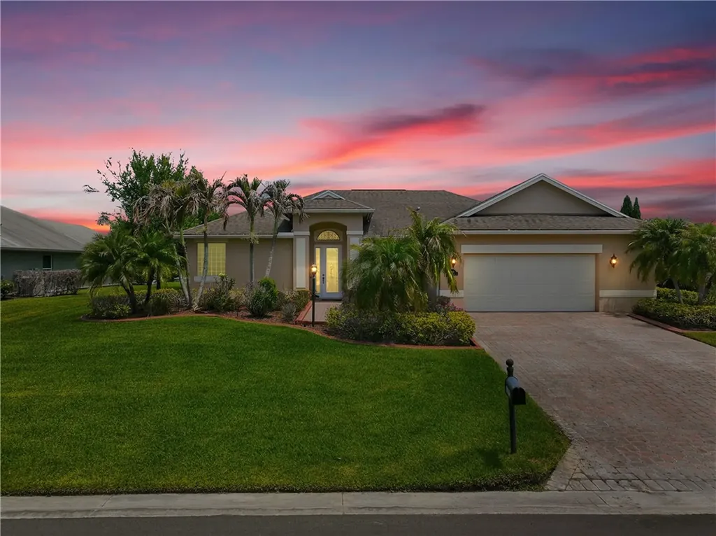 1215 Southlakes Way SW Vero Beach FL 32968
