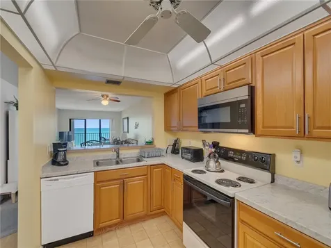 5159 N Highway A1a Highway Hutchinson Island FL 34949