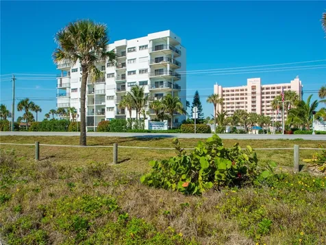 5159 N Highway A1a Highway Hutchinson Island FL 34949