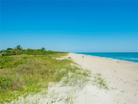5159 N Highway A1a Highway Hutchinson Island FL 34949