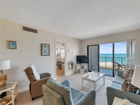 5159 N Highway A1a Highway Hutchinson Island FL 34949