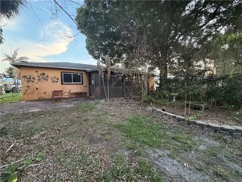 2426 4th Place Vero Beach FL 32962