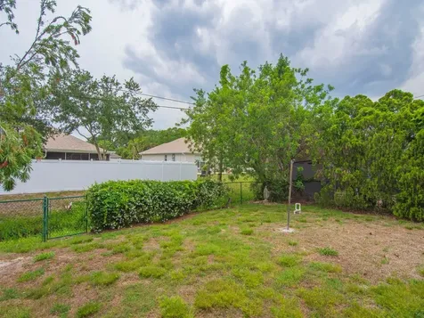 717 Doctor Avenue Sebastian FL 32958