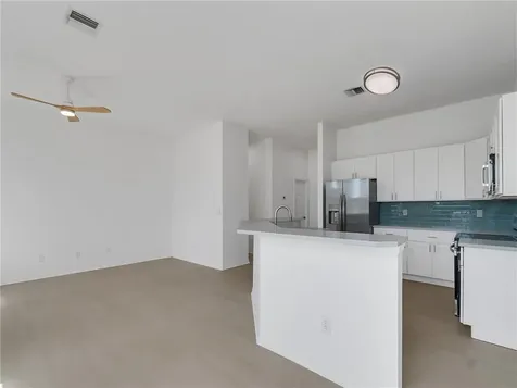 424 53rd Square Vero Beach FL 32968
