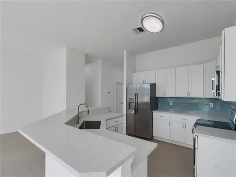 424 53rd Square Vero Beach FL 32968