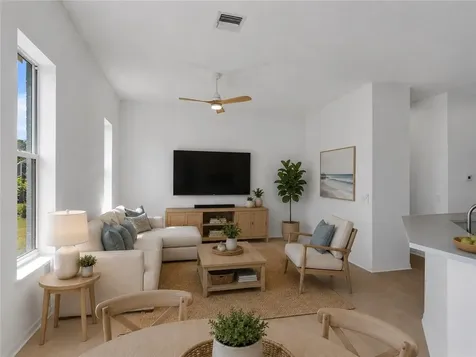 424 53rd Square Vero Beach FL 32968