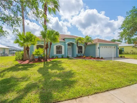 424 53rd Square Vero Beach FL 32968