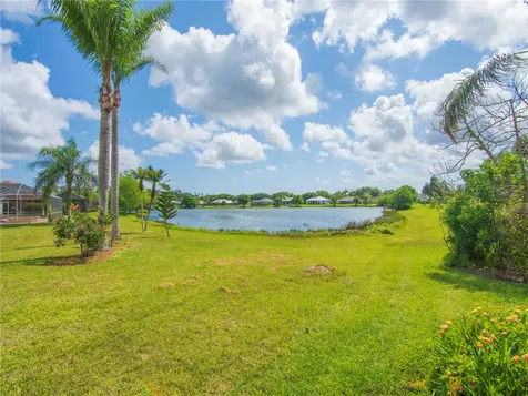 424 53rd Square Vero Beach FL 32968
